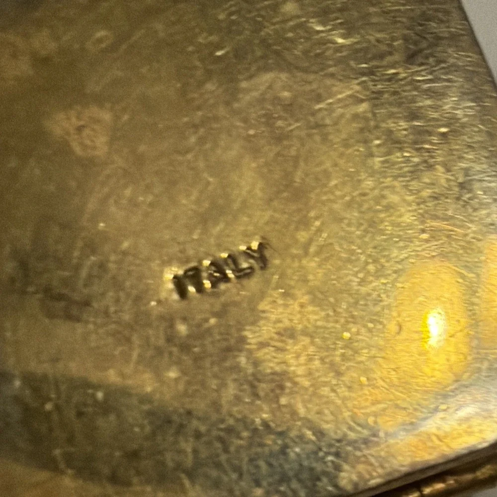 N/A this antique